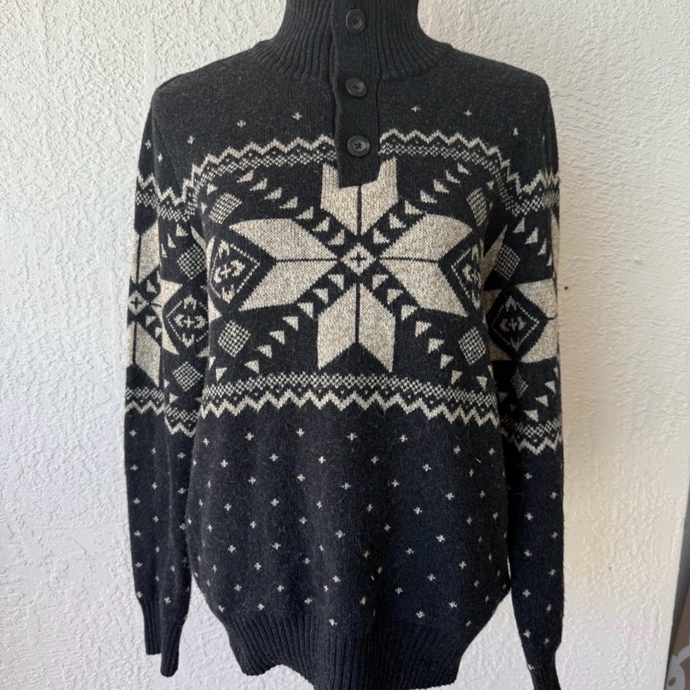 American Eagle Sweater Size S Gray Winter Ski Nordic Fair Isle Buttons men’s